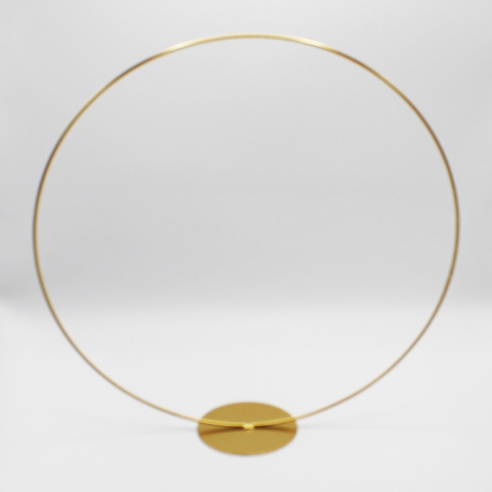 MTH-002 Metallring "Hoop" auf Fuss Farbe gold